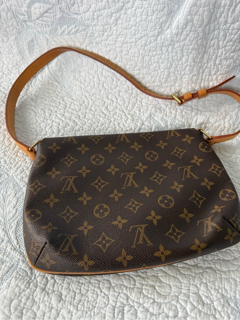 Louis Vuitton Black and White Tag Set - Picture 3 of 4